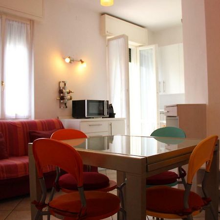 Appartamento Casa Vacanze Spiaggia D'Oro Desenzano del Garda Exteriör bild