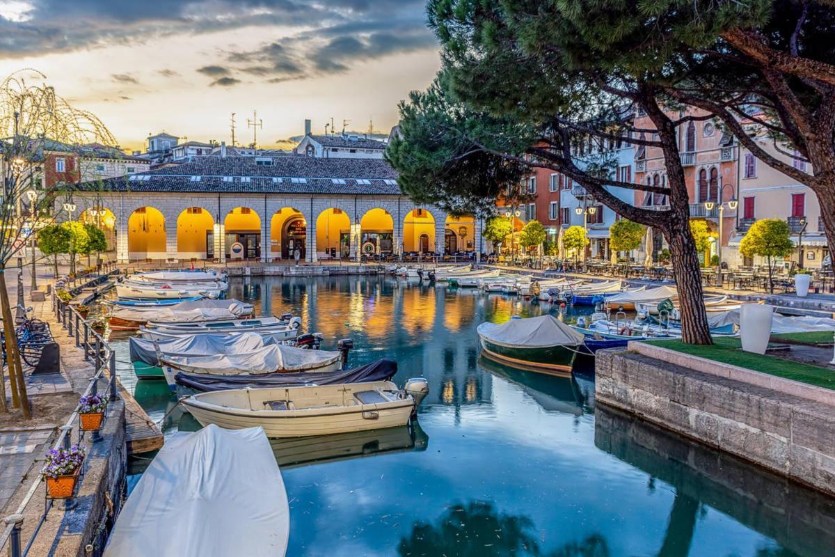 Appartamento Casa Vacanze Spiaggia D'Oro Desenzano del Garda Exteriör bild