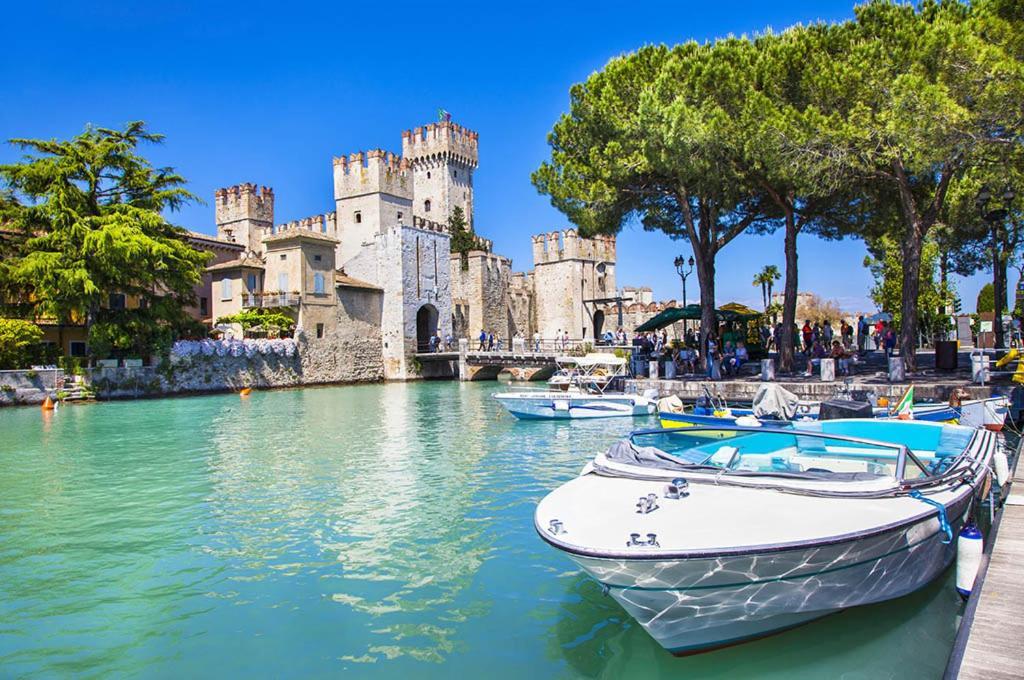 Appartamento Casa Vacanze Spiaggia D'Oro Desenzano del Garda Exteriör bild