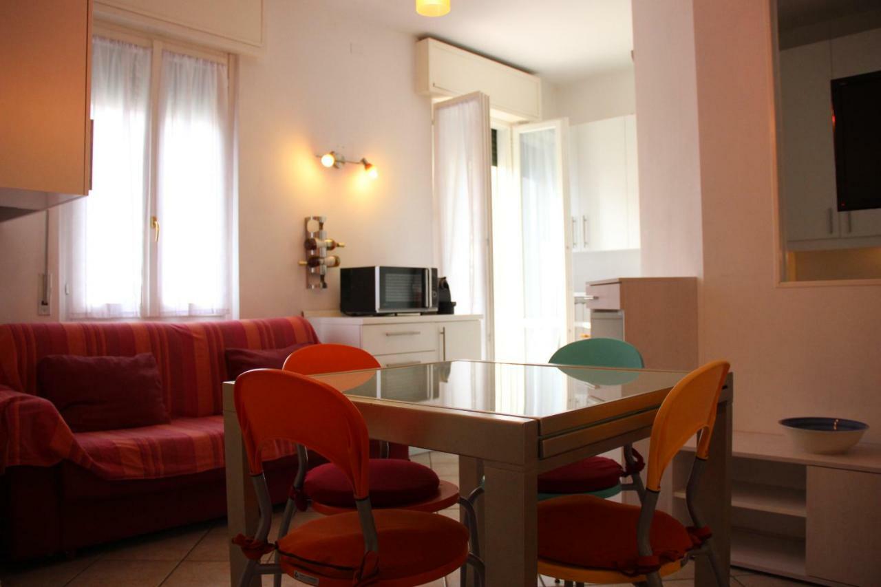 Appartamento Casa Vacanze Spiaggia D'Oro Desenzano del Garda Exteriör bild